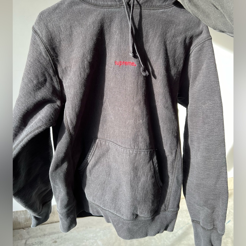 Supreme Sweatshirt